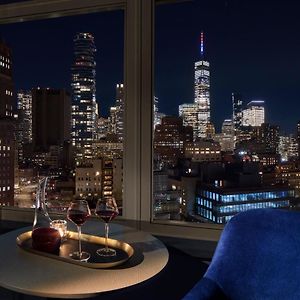 Corner King Studio Skyline